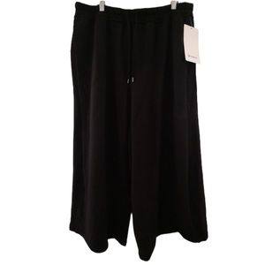 Lululemon Dream Om High Rise Black Crop Pant Sz 12